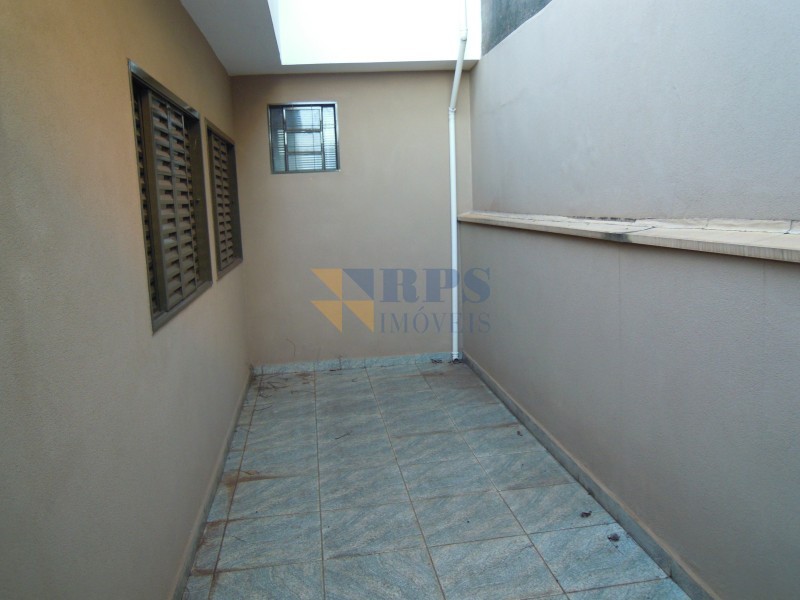 Casa à venda com 2 quartos, 100m² - Foto 19