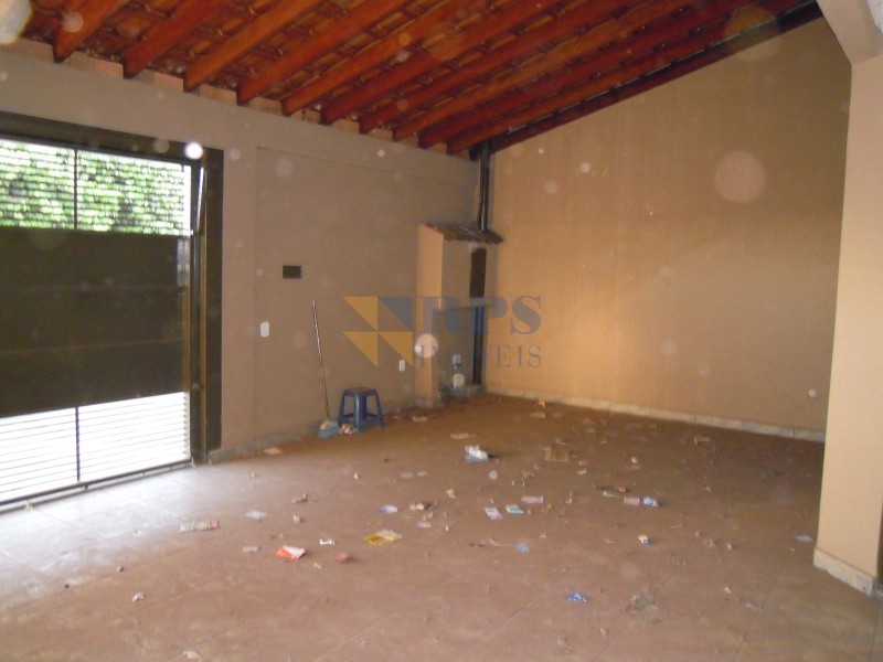 Casa à venda com 2 quartos, 100m² - Foto 4