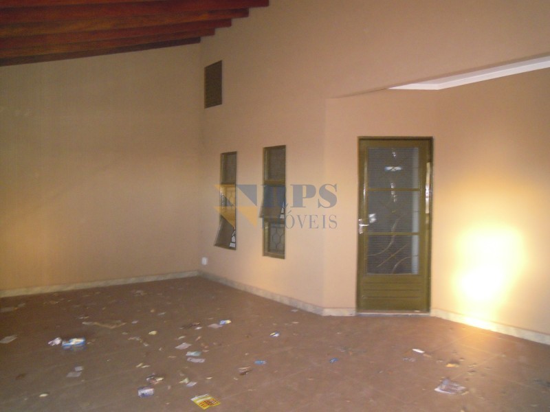 Casa à venda com 2 quartos, 100m² - Foto 3