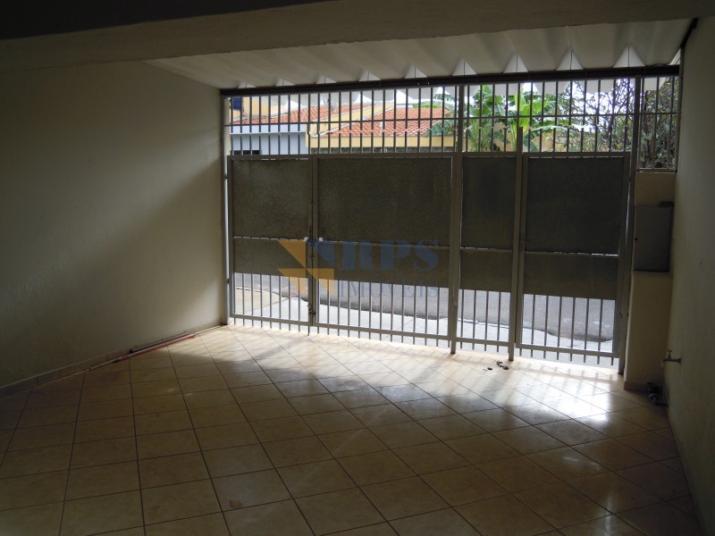 Casa para alugar com 2 quartos, 110m² - Foto 5