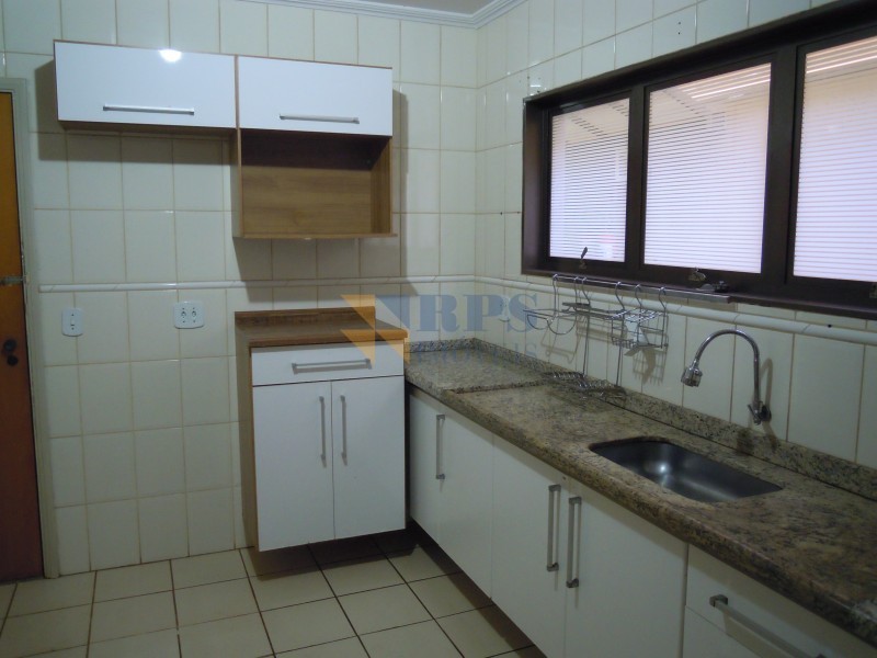 Apartamento à venda com 3 quartos, 94m² - Foto 12