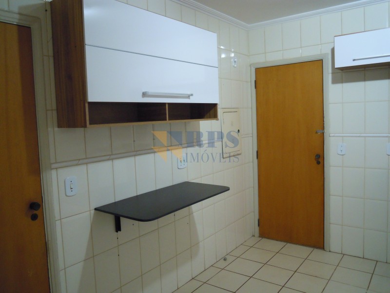 Apartamento à venda com 3 quartos, 94m² - Foto 13