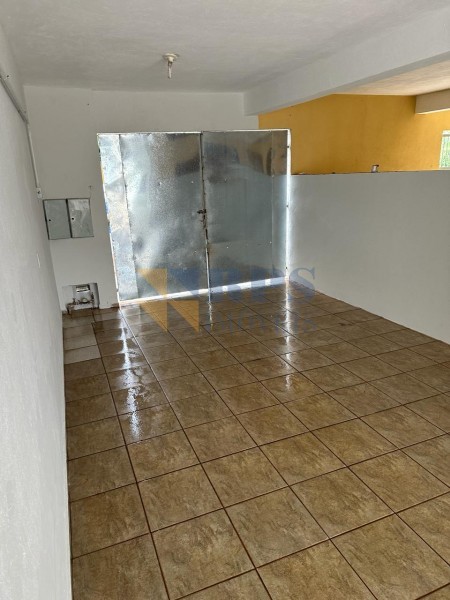 Casa à venda com 4 quartos, 232m² - Foto 16