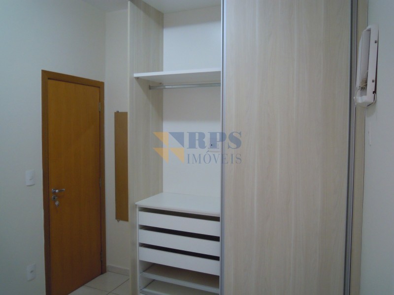 Apartamento à venda com 2 quartos, 66m² - Foto 13