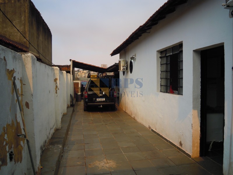 Casa à venda com 3 quartos, 280m² - Foto 26