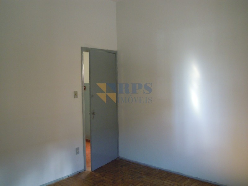 Casa para alugar com 2 quartos, 70m² - Foto 9