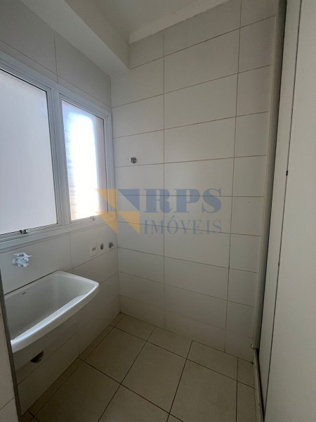 Apartamento para alugar com 2 quartos, 66m² - Foto 8