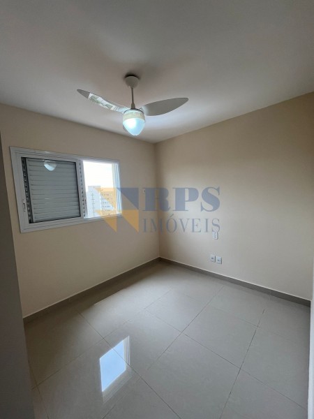 Apartamento para alugar com 2 quartos, 71m² - Foto 13