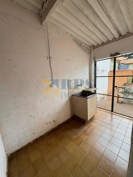 Casa para alugar com 2 quartos, 56m² - Foto 10