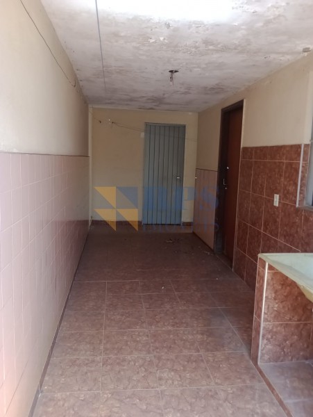 Casa à venda com 3 quartos, 147m² - Foto 14