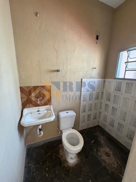 Casa para alugar com 2 quartos, 115m² - Foto 18