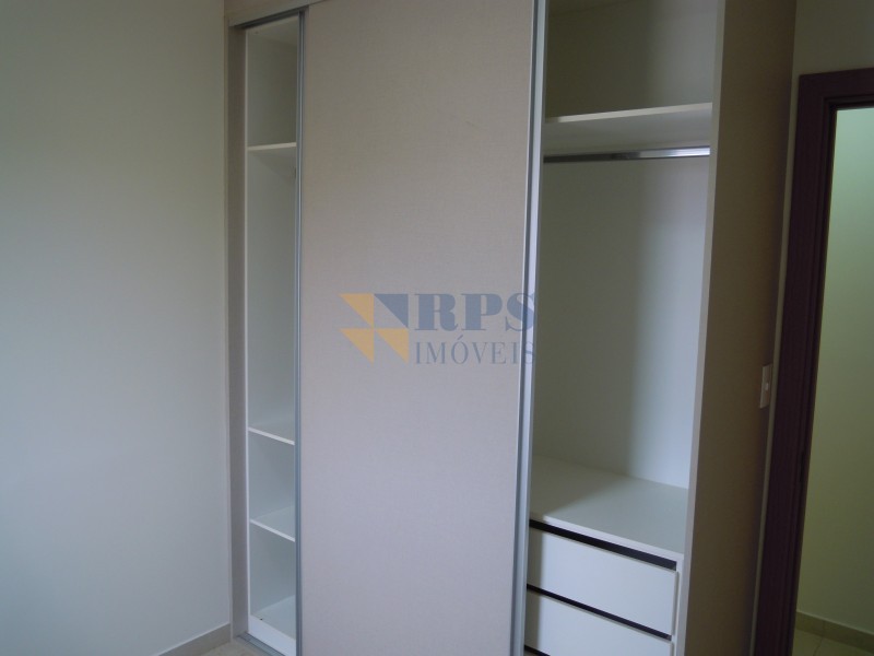 Apartamento para alugar com 2 quartos, 66m² - Foto 18