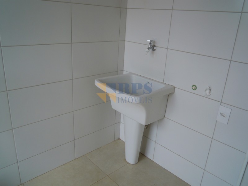 Apartamento para alugar com 2 quartos, 66m² - Foto 14